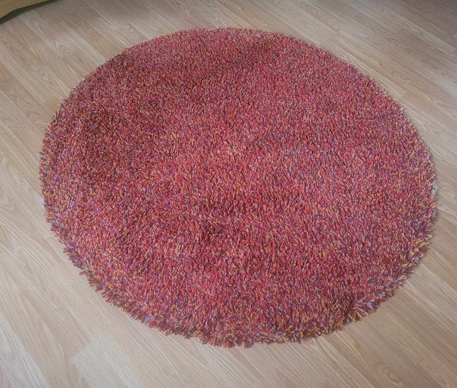 round rug - Red - 4 feet diameter in Rugs, Carpets & Runners in Cole Harbour - Image 2