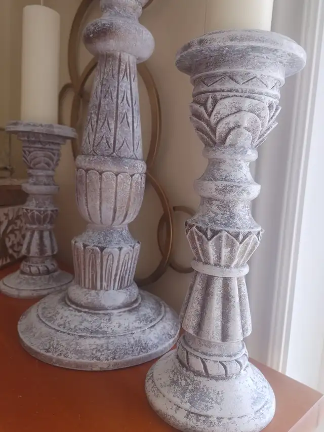 Set of 3 candle holders.  $2062863730905219123