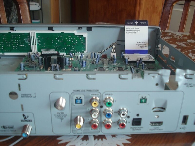 Réparation récepteur décodeur Bell HD 6131 6400 9241 9242 9400 dans Appareils électroniques  à Saguenay - Image 2