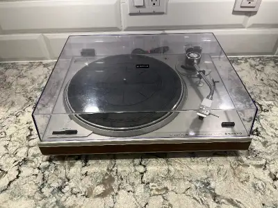 Sanyo Turntable, View more