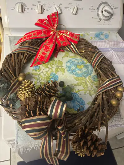 Pinecone Christmas Wreath, View more