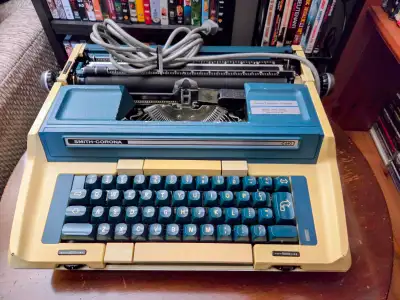 Smith Corona C640 Electric Typewriter, View more