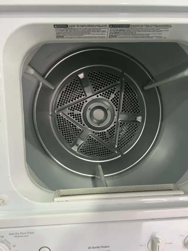 white 27 inch w stack 2 in 1 washer electric dryer set  in Washers & Dryers in Mississauga / Peel Region - Image 5