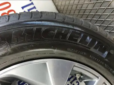 DOT date is 2016 OC 3T 05EX Used on a 2017 Toyota Rav 4. Will fit Toyota Rav4 and Honda CR-V. Any ve...