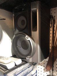 Two bookshelf speakers 