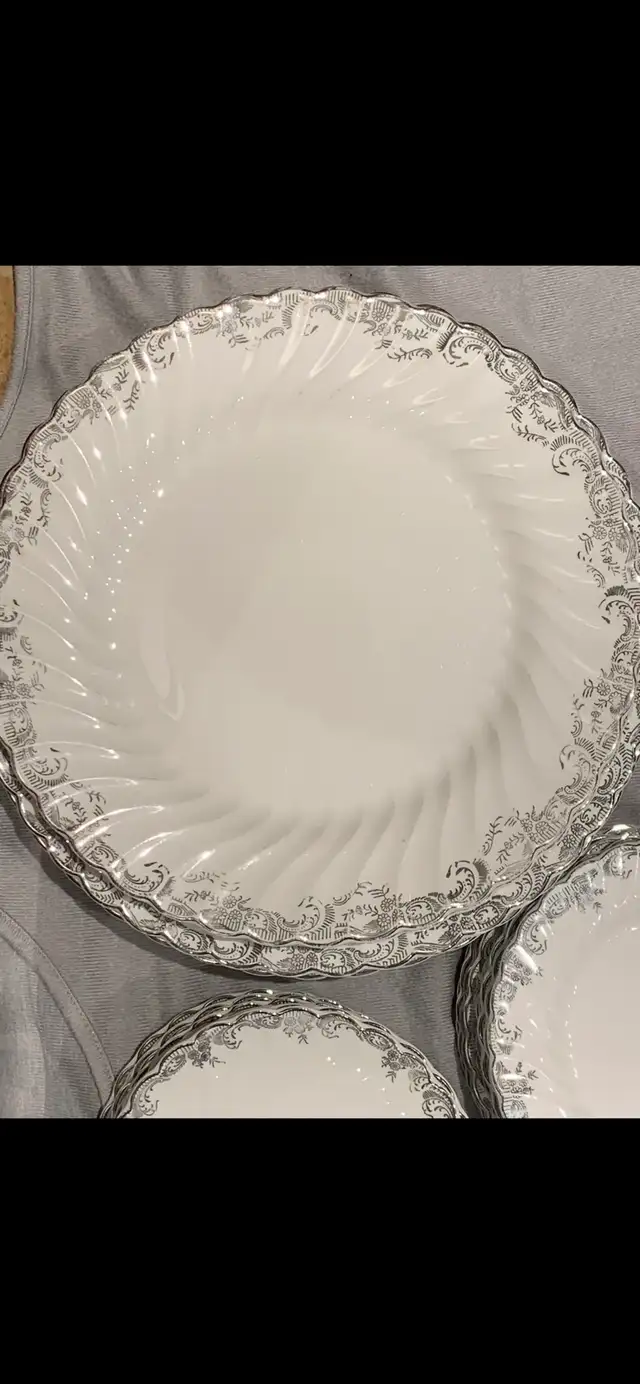 SNOWHITE REGENCY DISH SET 450666121911357442