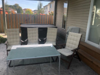 Patio chairs with cushions 