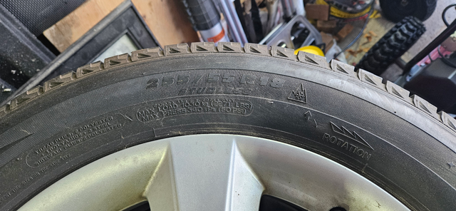 4 winter tires and rims (255/55 R18 Michelin) for BMW X5 in Tires & Rims in Markham / York Region - Image 4