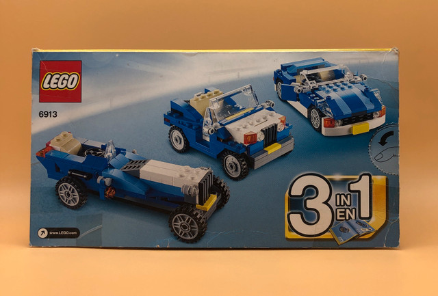 Lego Creator 3in 1 Blue Roadster in Toys & Games in Mississauga / Peel Region - Image 2
