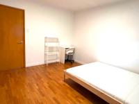 Stylish Room for Rent - Perfect for Students or Working Singles