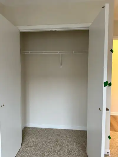 Private room is available for rent for a female tenant with car parking in Cambridge Ontario