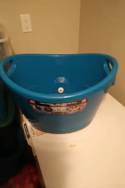 Party bucket, View more