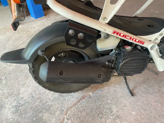 Honda Ruckus in Scooters & Pocket Bikes in Winnipeg - Image 4