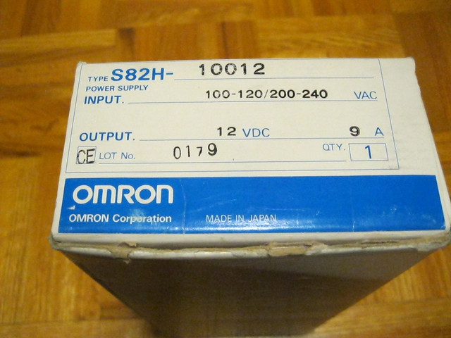 Omron  S82H-1002 Power Supply  Bloc d'alimentation dans Autres équipements commerciaux et industriels  à Laval/Rive Nord - Image 3