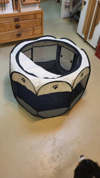 Portable Pet Enclosure