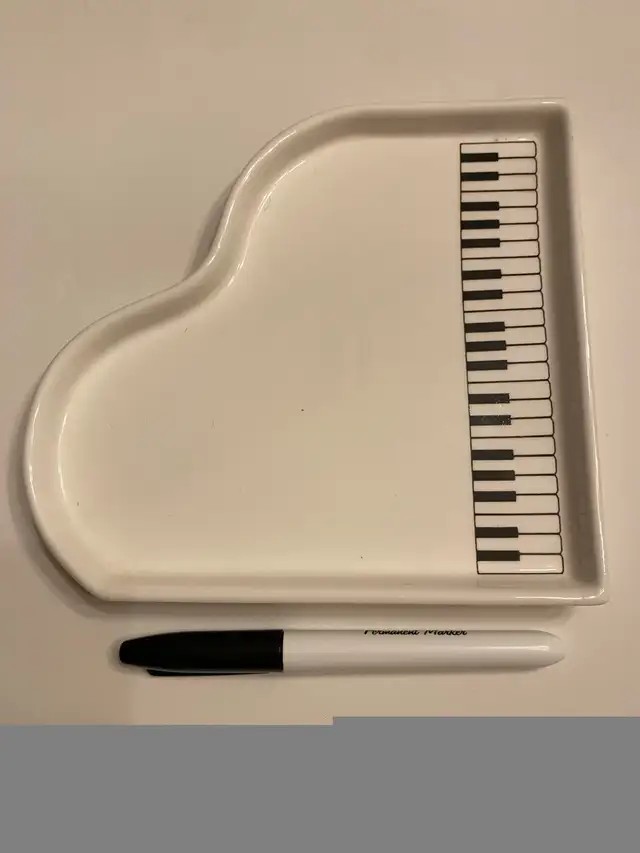 VINTAGE 1980 SHAFFORD ORIGINAL GRAND PIANO CERAMIC PLATE - in Arts & Collectibles in City of Toronto - Image 3