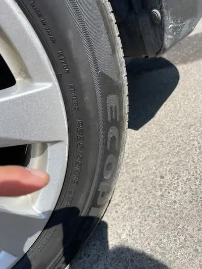 Excellent conditions of the rims and good condition of all season tires. Everything is original. Tha...