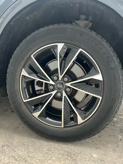 Came off from 2021 Audi Q5 235 60 R18 Michelin Xice tires great condition no patch no damage Rims al...