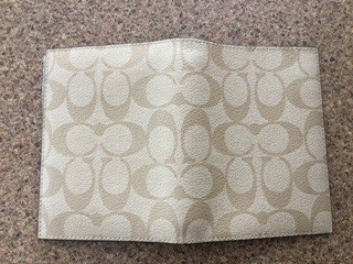 Coach Wristlet, Passport Holder-Porte-Bracelet, Porte-Passeport in Women's - Bags & Wallets in West Island - Image 6