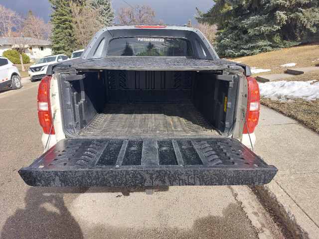 Chevy Avalanche 2010 4WD in Cars & Trucks in Calgary - Image 3