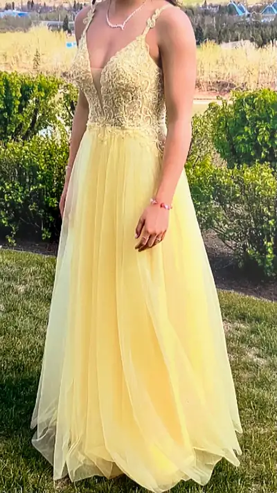 Size 6 formal grad dress / gown , View more