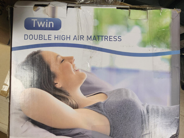 AIR MATTRESS!!! (DIFFERENT BRAND AND SIZES) in Arts & Collectibles in City of Toronto - Image 3