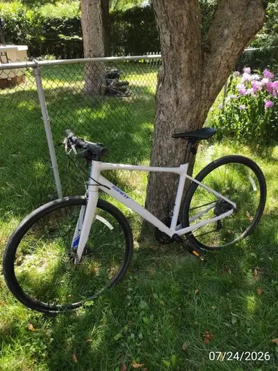 Giant Fastroad M2 bike for sale, View more