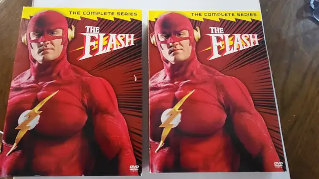 The Flash Complete Series Box Set John Wesley Shipp in CDs, DVDs & Blu-ray in London - Image 3