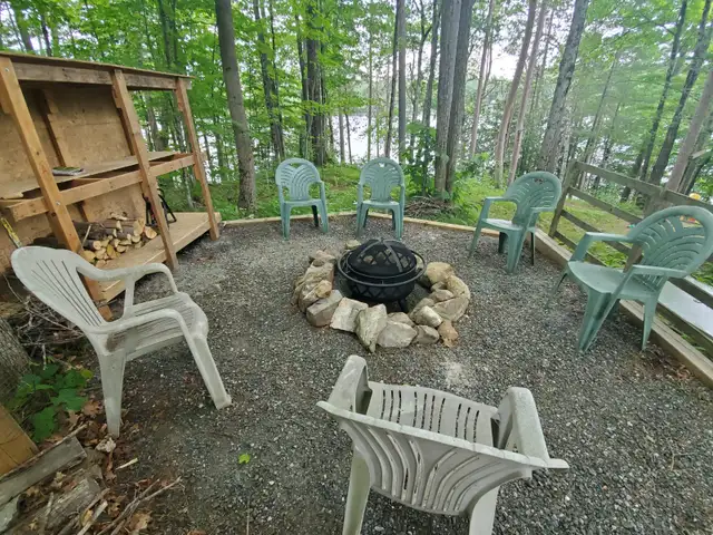 Patterson Lake Cottage for Rent! Hour from Ottawa! 8 Guests in Ontario in Canada - Image 11