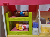 100% COMPLETE plus Extra Puppy Little People Dollhouse 