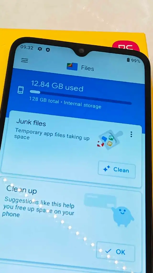 A11 128gb unlocked in Cell Phones in Richmond - Image 7