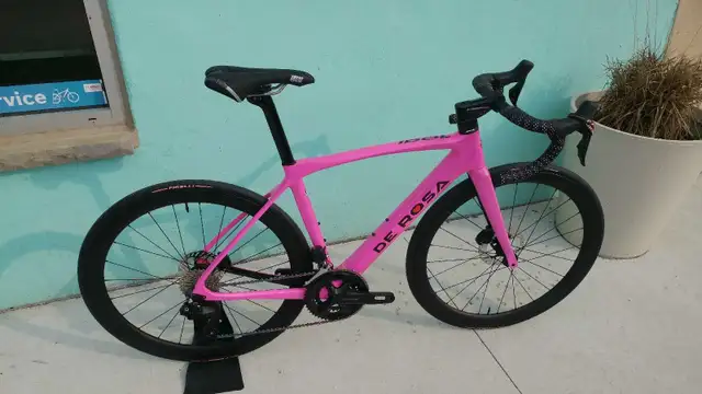 DeRosa Idol 105Di2 Carbon 46s (52cm) in Road in Kitchener / Waterloo - Image 6