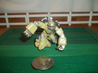 Bonecrusher robot heroe