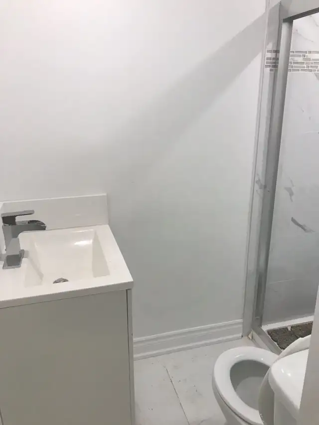 Basement for rent in Long Term Rentals in Markham / York Region - Image 4