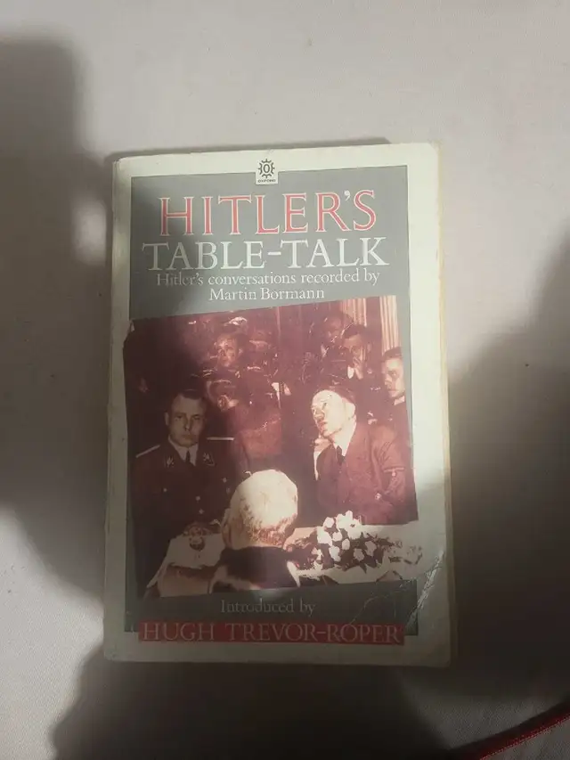 Oxford Paperbacks Hitler's Table-Talk in Non-fiction in Gatineau - Image 2