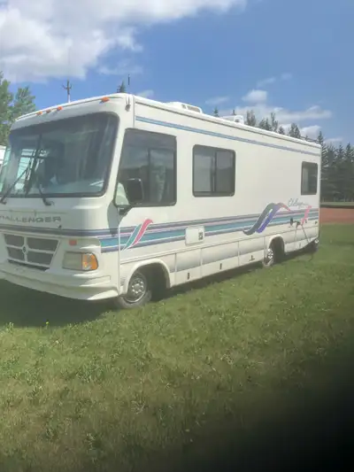 1994 Class A Challenger. 454 GM engine 79,000 miles Tires 80. % Includes power plant Also Satellite...