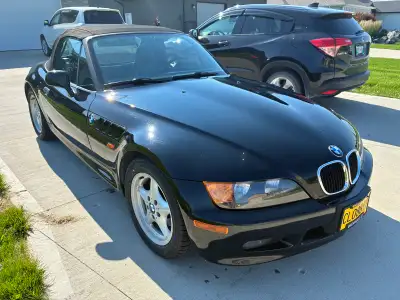 140,000 km: 5-Speed Manual Jet Black Exterior / Black Leather Interior Status: Clean title. Will com...