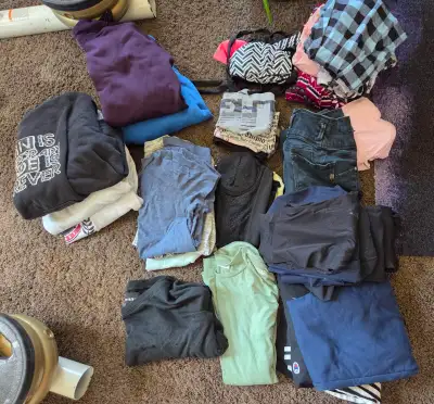 Small women's clothing lot, View more