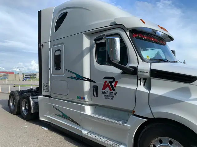 Hiring Class 1 ( a-z ) Drivers For Cross Border Runs in Drivers & Security in Calgary - Image 9