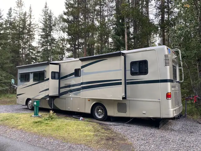 2005 Holiday Rambler Ambassador RV in RVs & Motorhomes in Delta/Surrey/Langley - Image 7