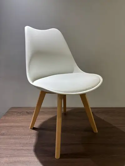 White Kitchen Chairs on Closing down Sale | 4x Cushioned Chairs, View more