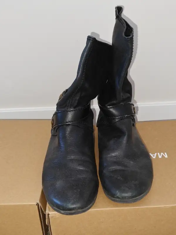 Nine West Women Leather Boots - Black - Size US 8.5 M in Women's - Shoes in Calgary - Image 3