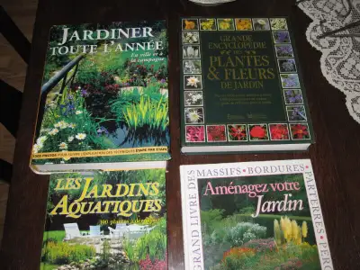 Encyclopédie des plantes et fleurs de jardin 10$ Jardiner toute l'année en ville et à la campagne 10...