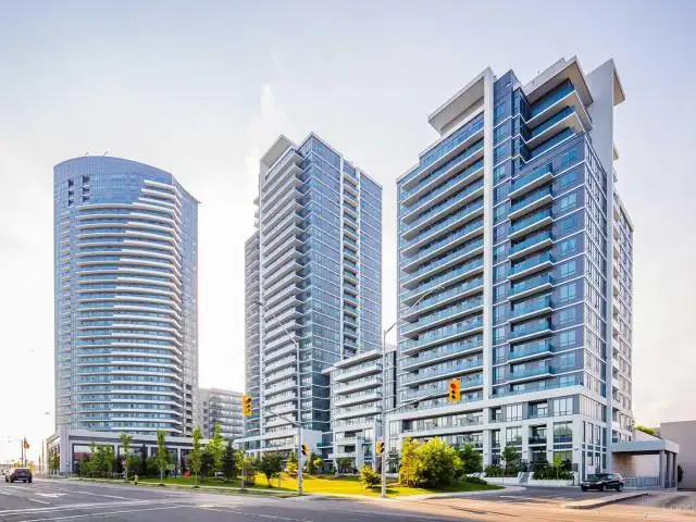 Large, Furnished Room in a Modern Condo, Yonge St and Steels