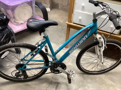Schwinn Bicycle EUC Suitable for Pre-Teen, View more