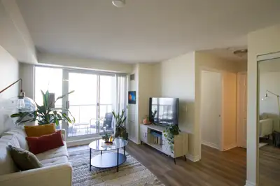 1 Bedroom / 1 Bath Condo in Islington Village