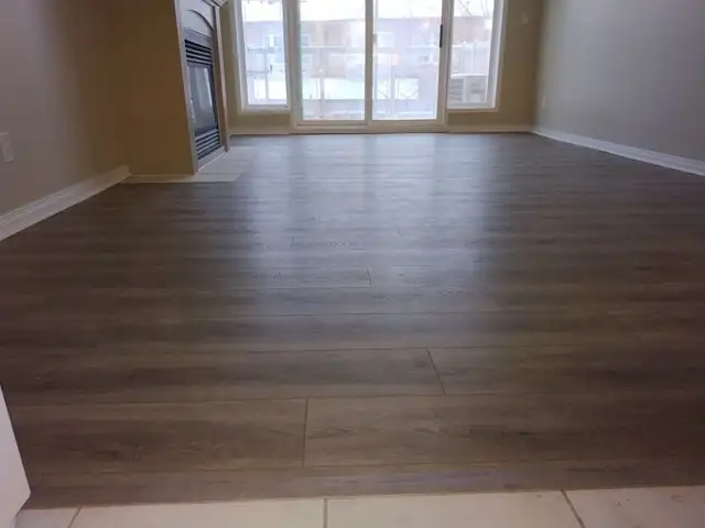 Flooring Installer with availability64840206346499122
