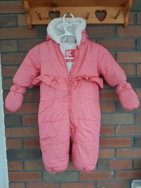 Pink girls 12-18 month snow suit with mittens
