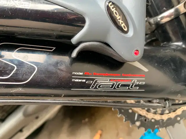S-Works carbon fiber full suspended enduro bike like new tuned!62854395740545124