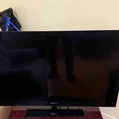 Télévision Sony Bravia 40 pouces model KDL 40 NX710, View more